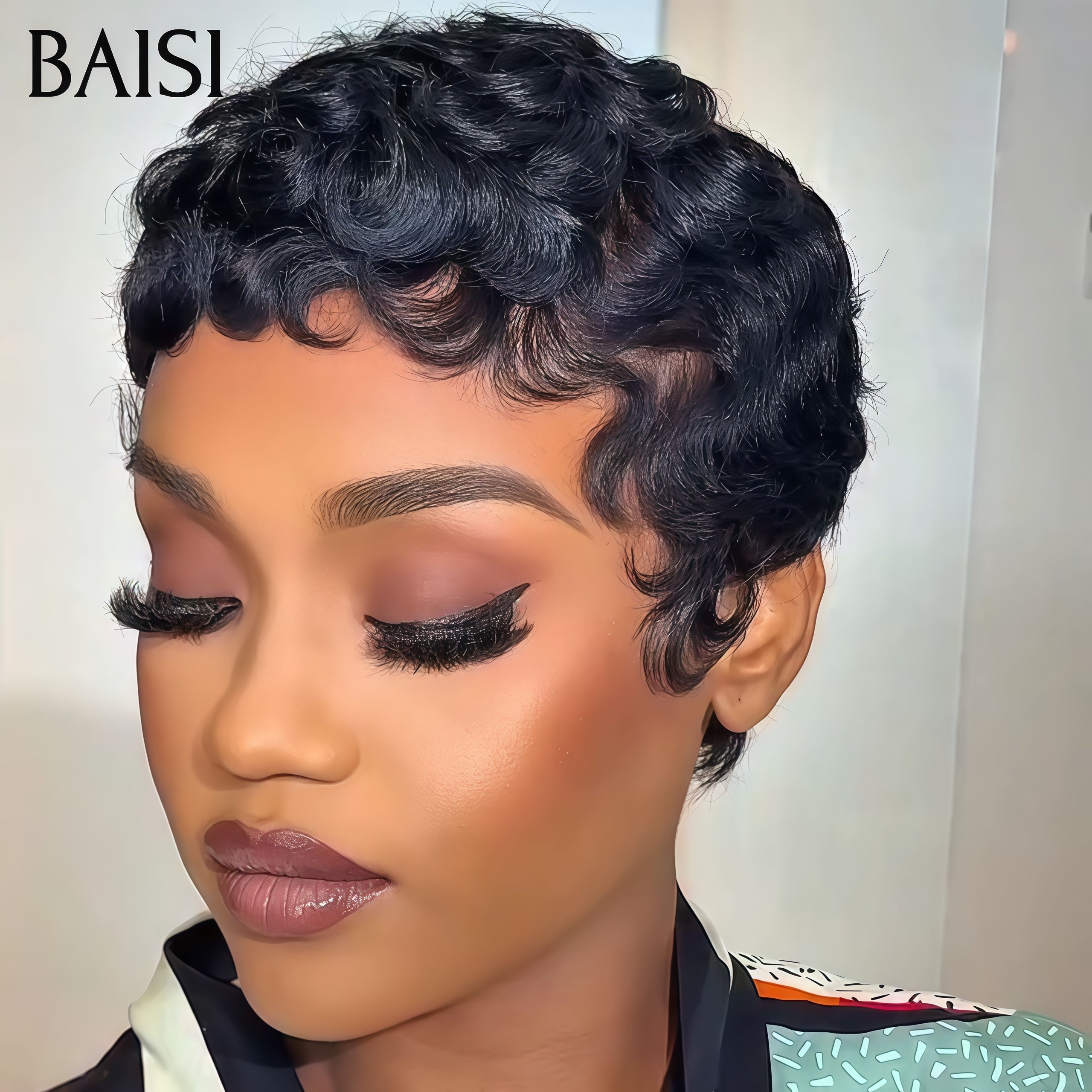 BAISI Perruques Chioma pixie finger wave 200% densité noir avec frontal 75€ ou sans lace 60€ en 100% Cheveux Humains BS60