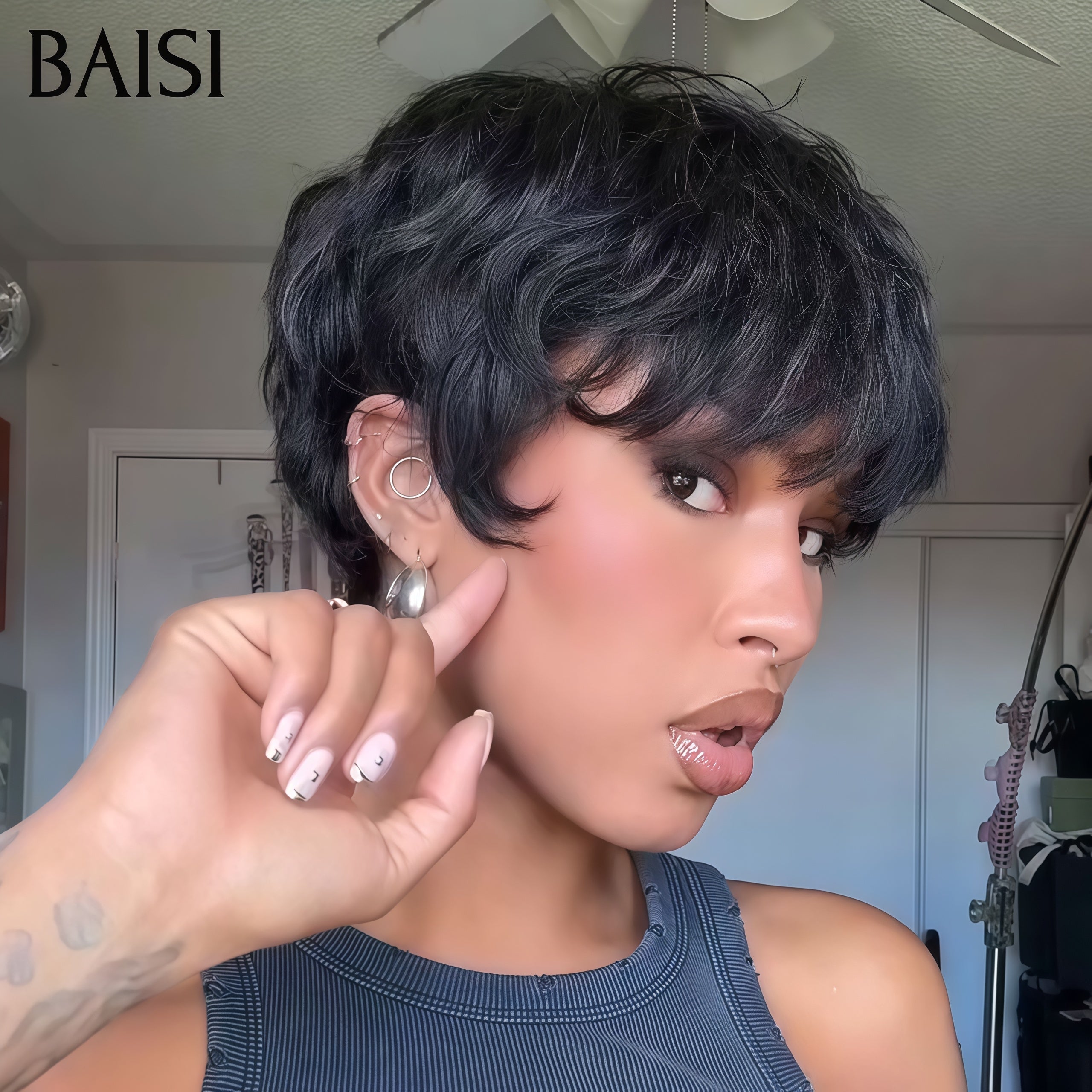 BAISI Perruque Pixie Courte Lisse Noir Sans Colle Sans Lace 48€ Ou Pixie Afro Curl 13x4 lace frontal bouclé partout Couleur Bordeaux 99j 63€ en 100% cheveux humains F-905